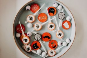 Avoid credit card debt with Halloween treats on a budget!