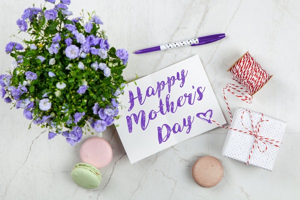 If you're paying off debt, try these budget-friendly ideas for Mother's Day!