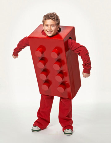 DIY Lego Costume for cheap homemade Halloween costumes