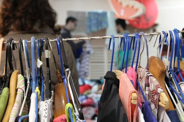 Follow ACCC's tips for buying used clothes.