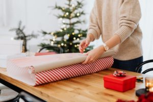 If you're paying off debt, try these gift wrap ideas. 