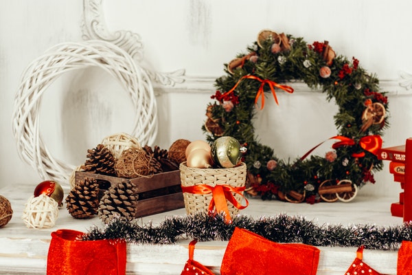 Try our savings tips for a debt-free Christmas.