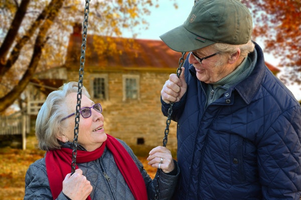 Helping elderly parents avoid scams is doable with these tips.