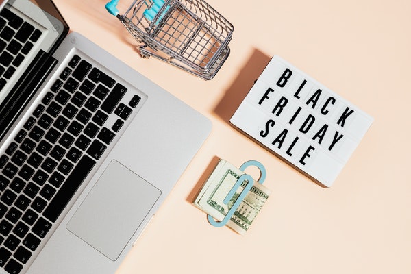 ACCC has the scoop on dealing with Black Friday frenzy.